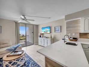 Smart TV, DVD player, toys - Beach front views from this beautifully, remodeled condo. Take a look! (Gulf Shores)