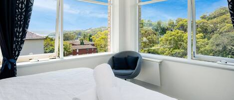 2 bedrooms, iron/ironing board, travel crib, free WiFi