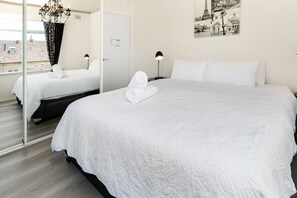 2 chambres, fer et planche à repasser, lit parapluie, Wi-Fi gratuit