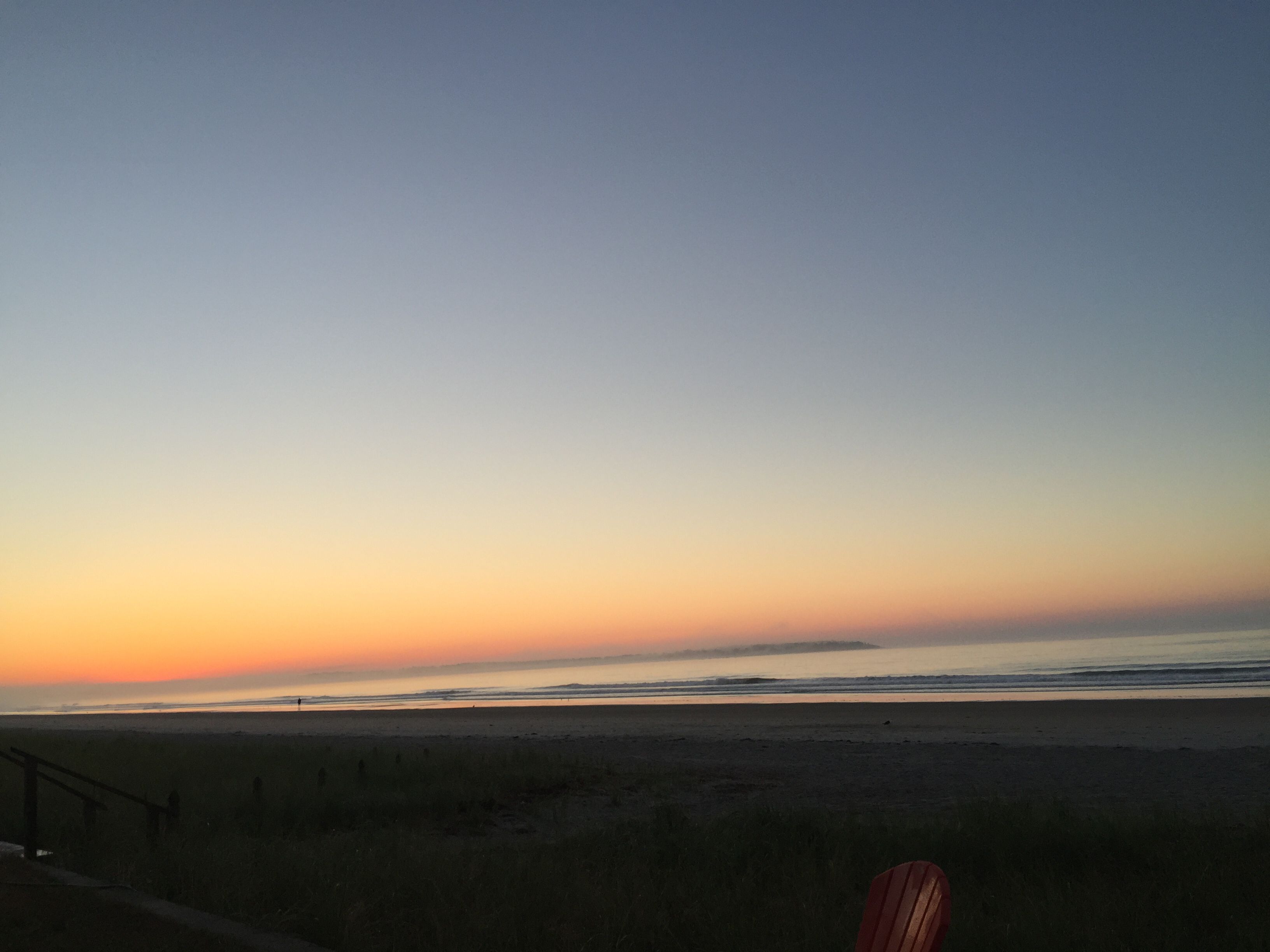 BEACHFRONT in a perfect location! A relaxing choice! INQUIRE even if looks booke