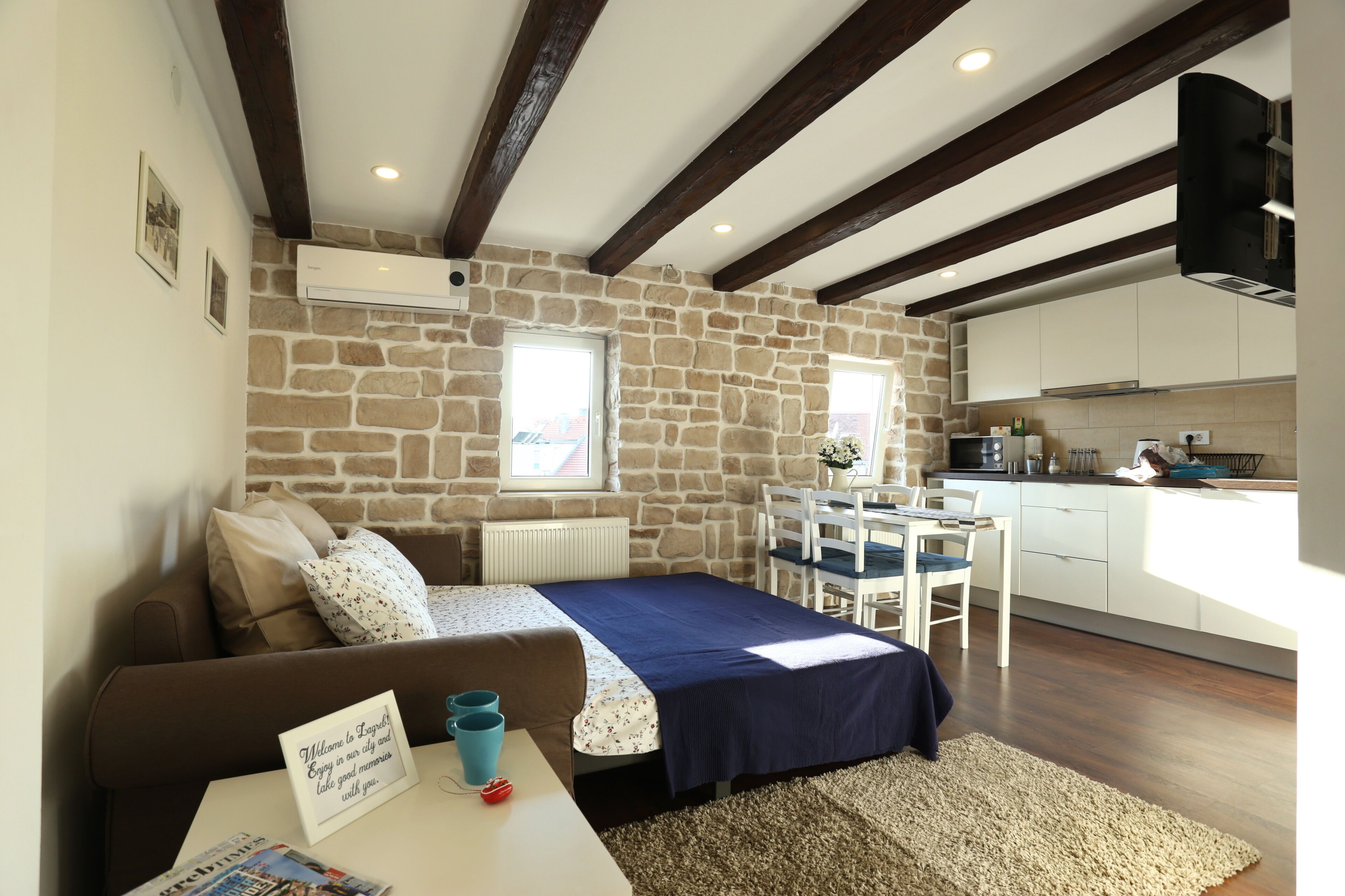 المنشأة من الداخل