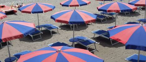 Beach nearby, beach towels