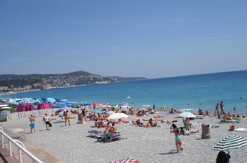 Promenade Des Anglais Superbe face mer 80m2 4Pieces PANORAMIQUE Apt par Negresco