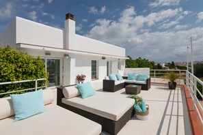 Terrace/patio - VILLA MARA - Private villa with pool, free fast WIFI & Alarm. Views to Playa den bossa beach. (Sant Josep de Sa Talaia / San Jose)