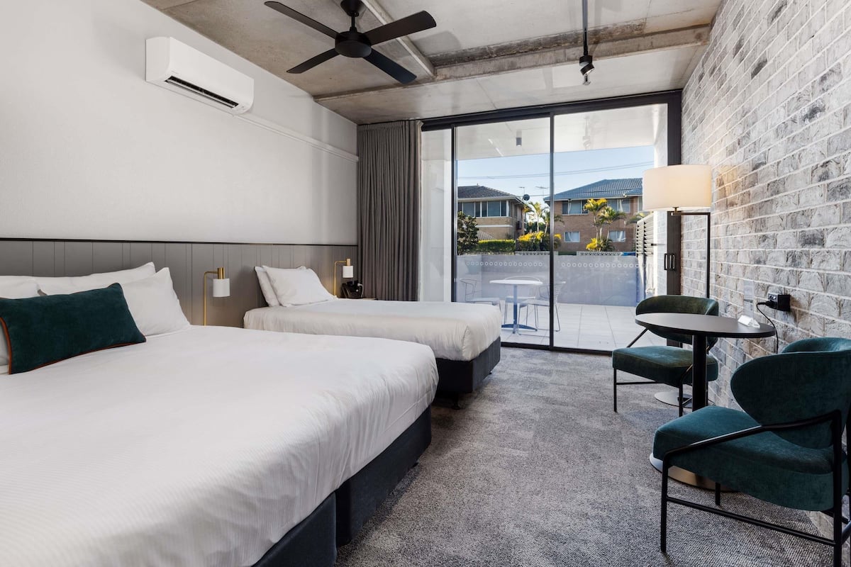 Classic Room, 1 King Bed