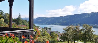 Apartment in Art Nouveau villa on Lake Ossiach with free access to the lake