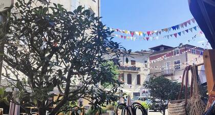 Villa Sud Ardèche Les Vans Haut Standing south facing, private pool, garden with trees