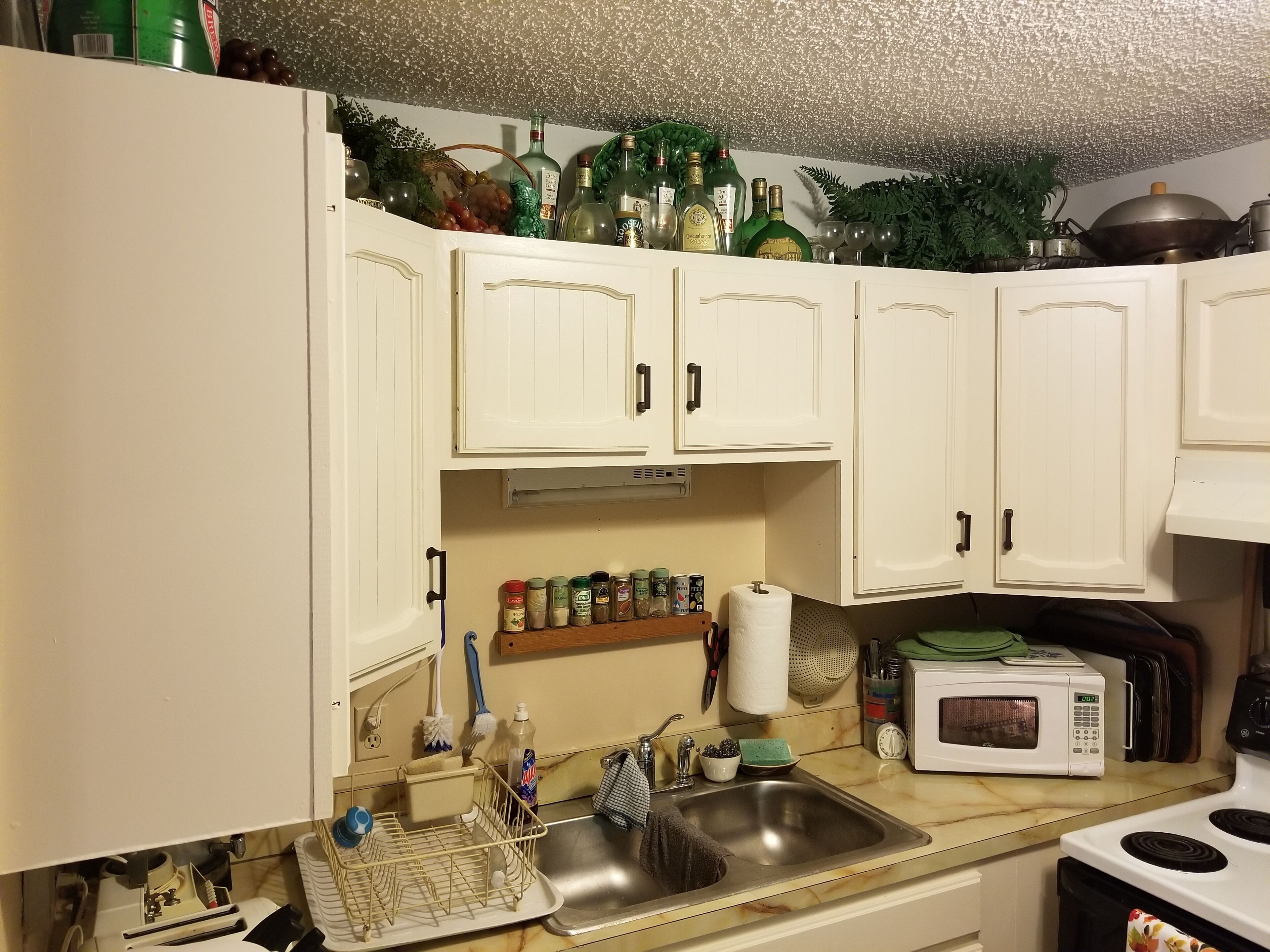 Great for all seasons for fun and relaxation.  For a good time book it now.