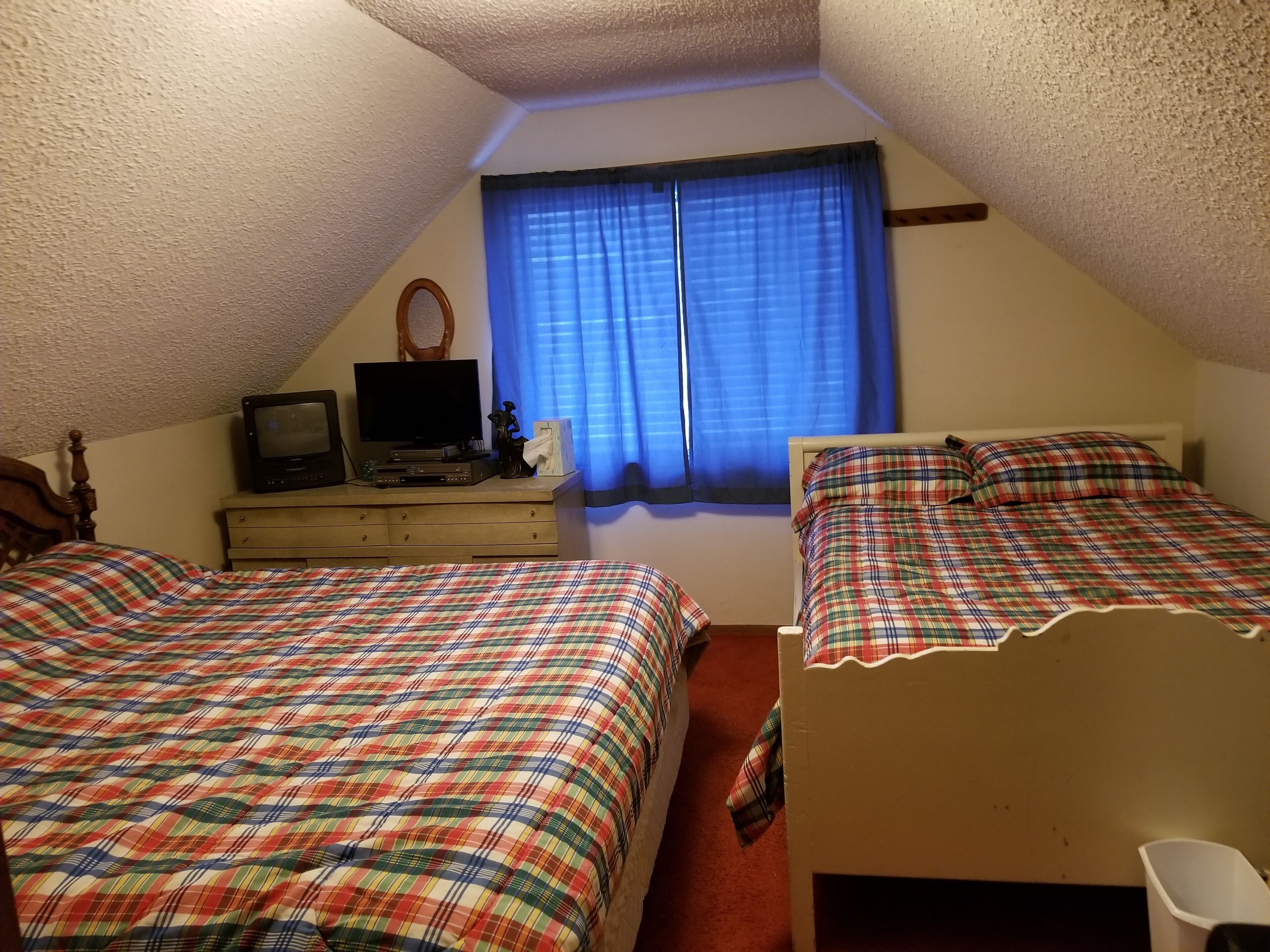 Great for all seasons for fun and relaxation.  For a good time book it now.