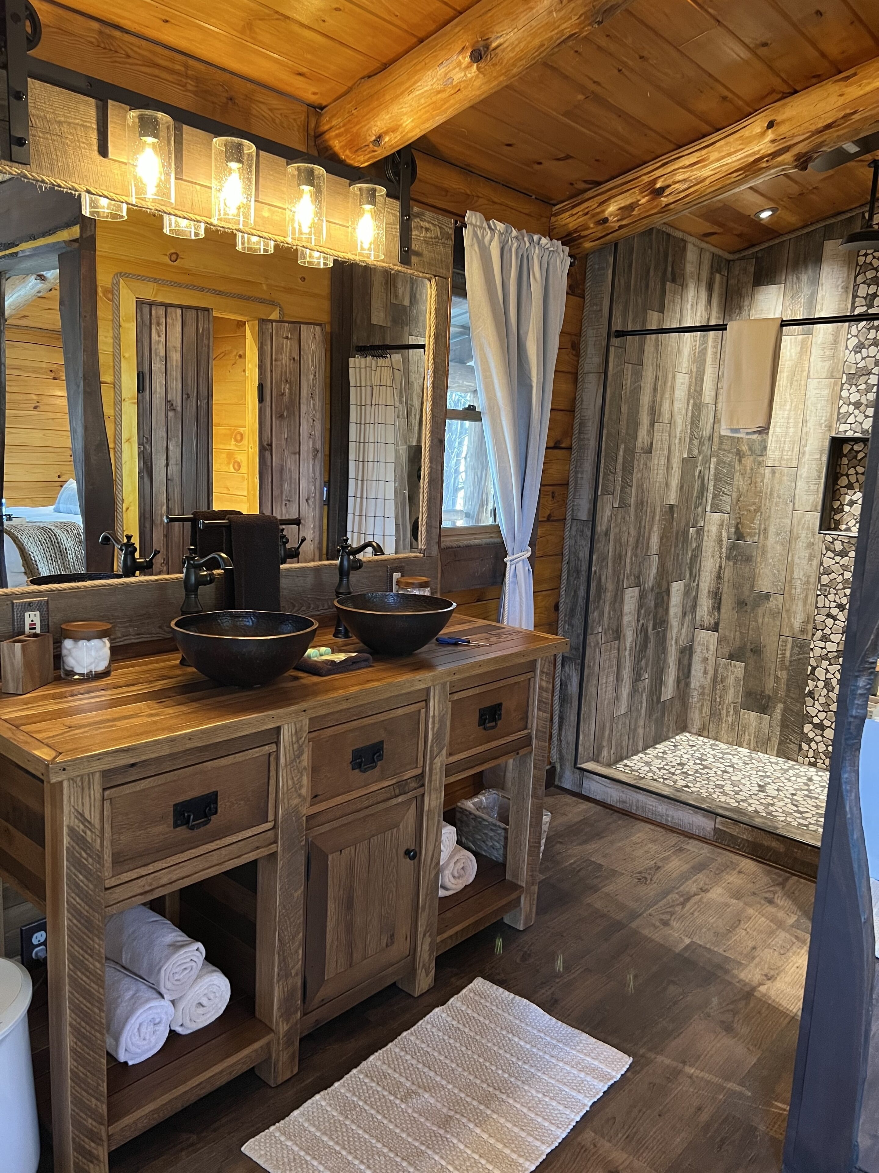 The Mountains Are Calling for a Romantic Getaway! Make a reservation for Mountain Romance Today!