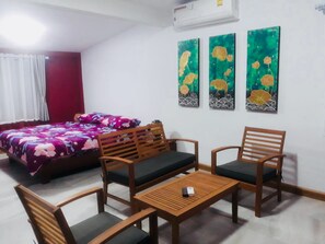 5-Bedroom Villa with Private Pool | 5 多间卧室、免费 WiFi