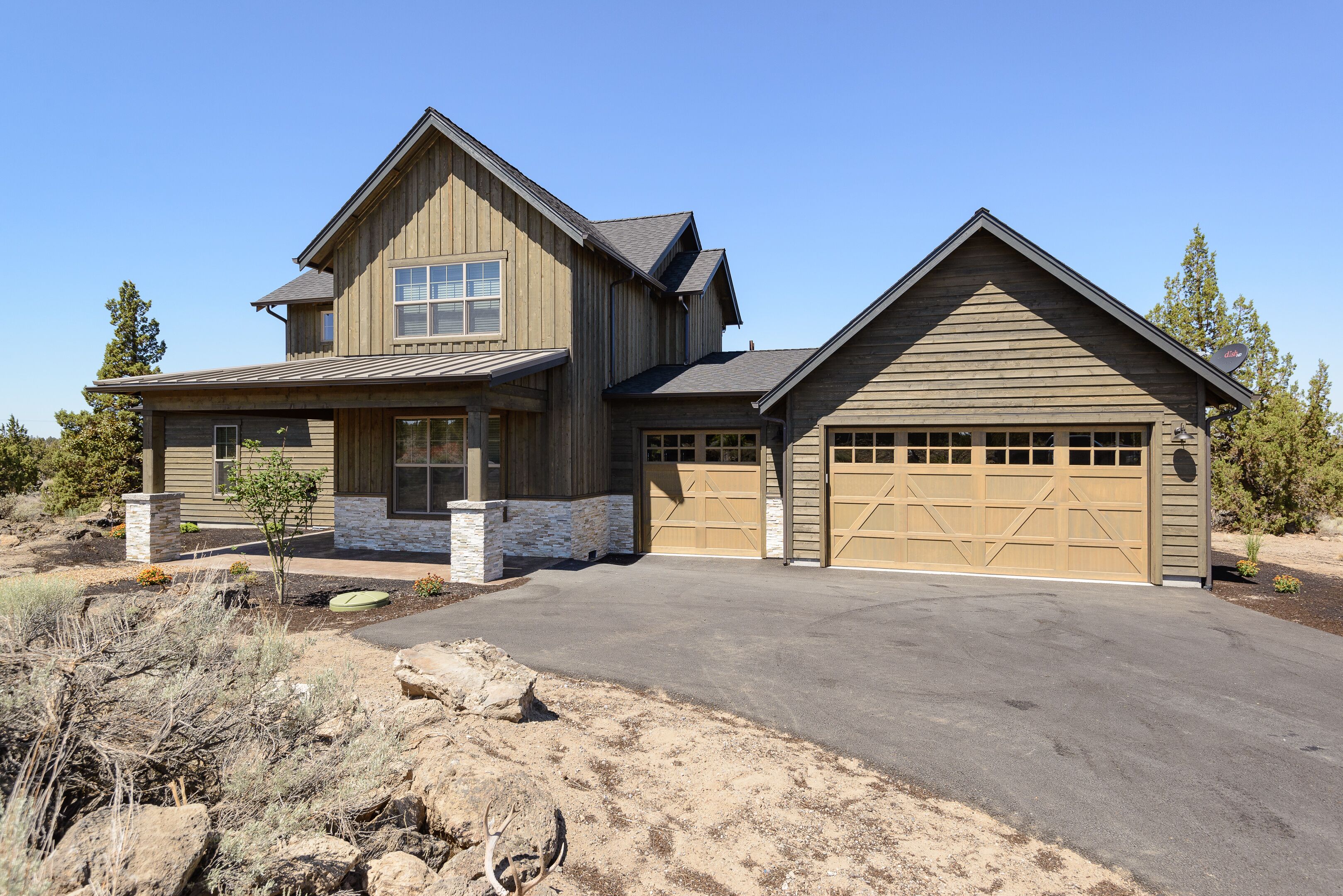 Modern Brasada Ranch 5 Bedroom Luxury Home With Private Firepit and Views