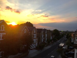 Exterior - Lovely 2BR, Richmond Hill & Parking (Richmond upon Thames)