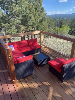 Property grounds - Charming log cabin in the mountains. (Florissant)