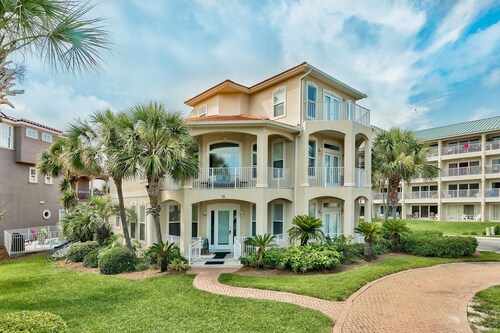 Bird of Paradise, see the # of 5-stars-Just steps from Beach