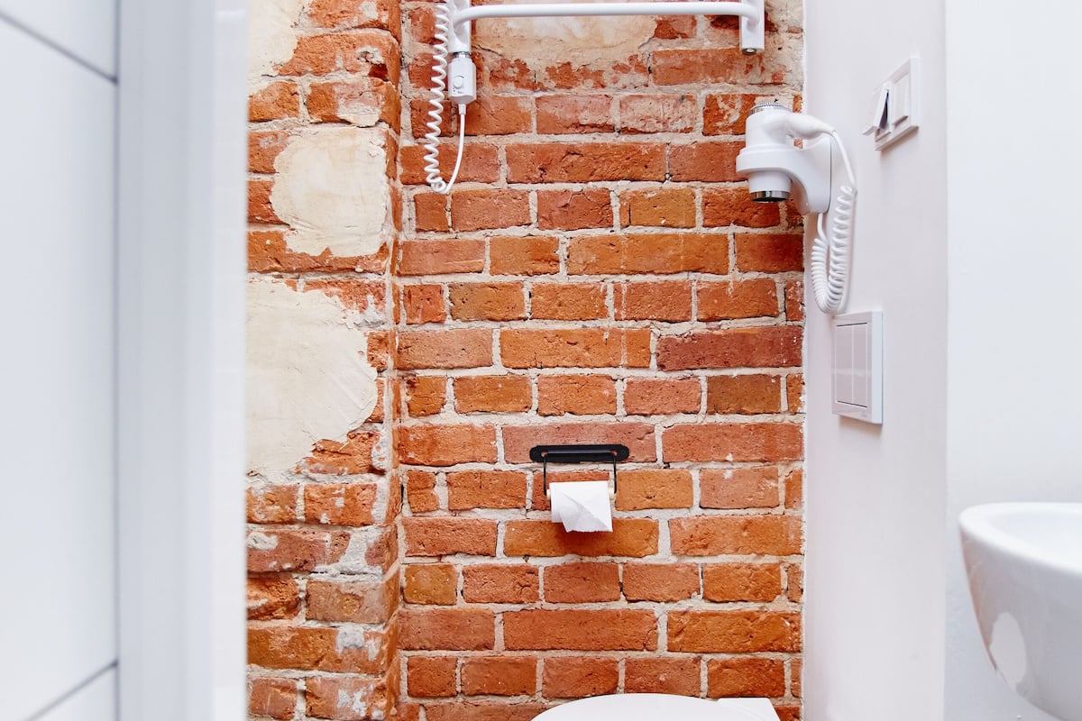 single room, 1 single bed | bathroom | towels