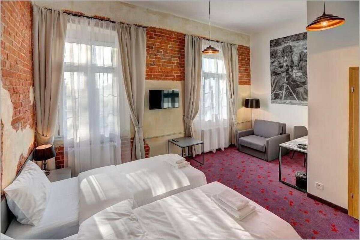 in-room safe, desk, soundproofing, iron/ironing board