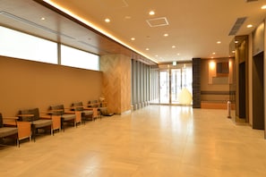 Lobby - Dormy Inn Takamatsuchuokoenmae Natural Hot Spring (Takamatsu)