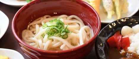 朝食
