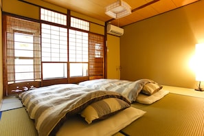 Family House, 3 Bedrooms, Kitchen, City View