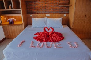Room, 1 King Bed | Minibar, in-room safe, soundproofing, free WiFi - KAEN Apartments (Cemagi)