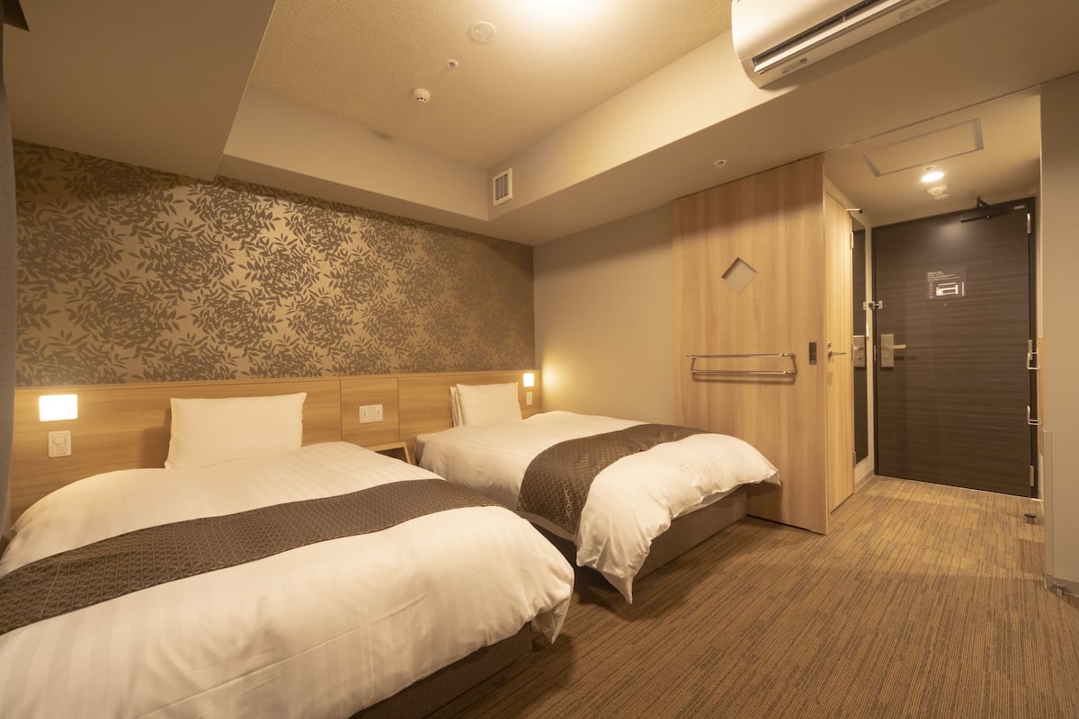 In-room safe, desk, blackout curtains, soundproofing