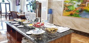 الطعام والشراب