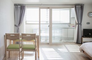 Free WiFi - Jeju Aria Pension (Seogwipo)