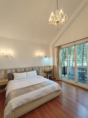 Quarto casal standard (103) | Cortinas blackout, quartos à prova de som, Wi-Fi de cortesia