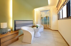 Kahden hengen standard-huone, kylpyhuone makuuhuoneen yhteydessä | Parveke