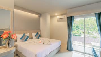 Superior Double Room | In-room safe, desk, blackout curtains, free WiFi