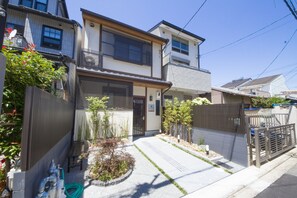 Facciata della struttura