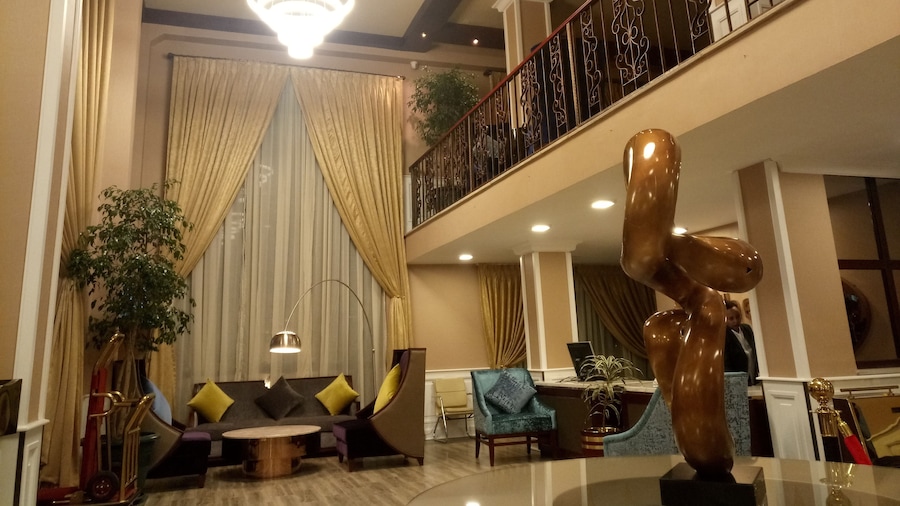 Sherar Addis Hotel