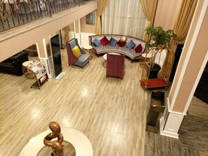 Interior entrance - Sherar Addis Hotel (Addis Ababa)