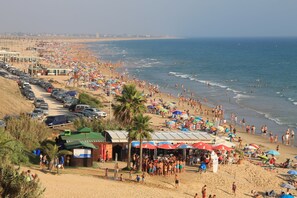 Vlak bij het strand
