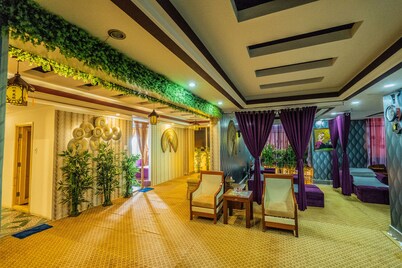 Duc Long Gia Lai Hotels & Apartment