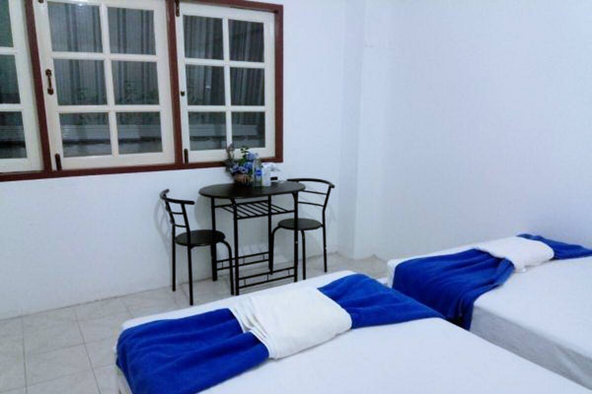 Rollaway beds, free WiFi