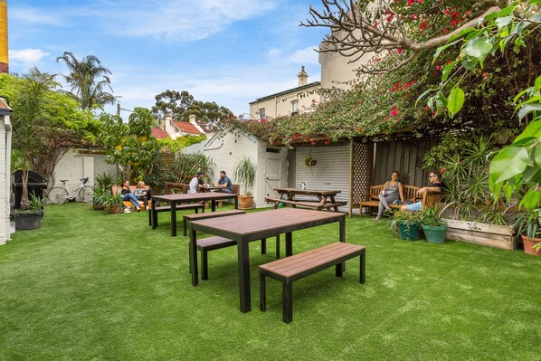  Bed in 6 Bed Mixed Dormitory Room | Exterior