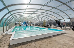 Sæsonbestemt udendørs pool