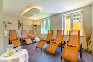 Rawatan badan, balut badan, lulur badan, rawatan muka 