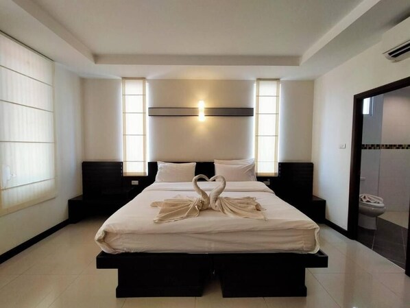 Desk, free WiFi - KM House (Krabi)