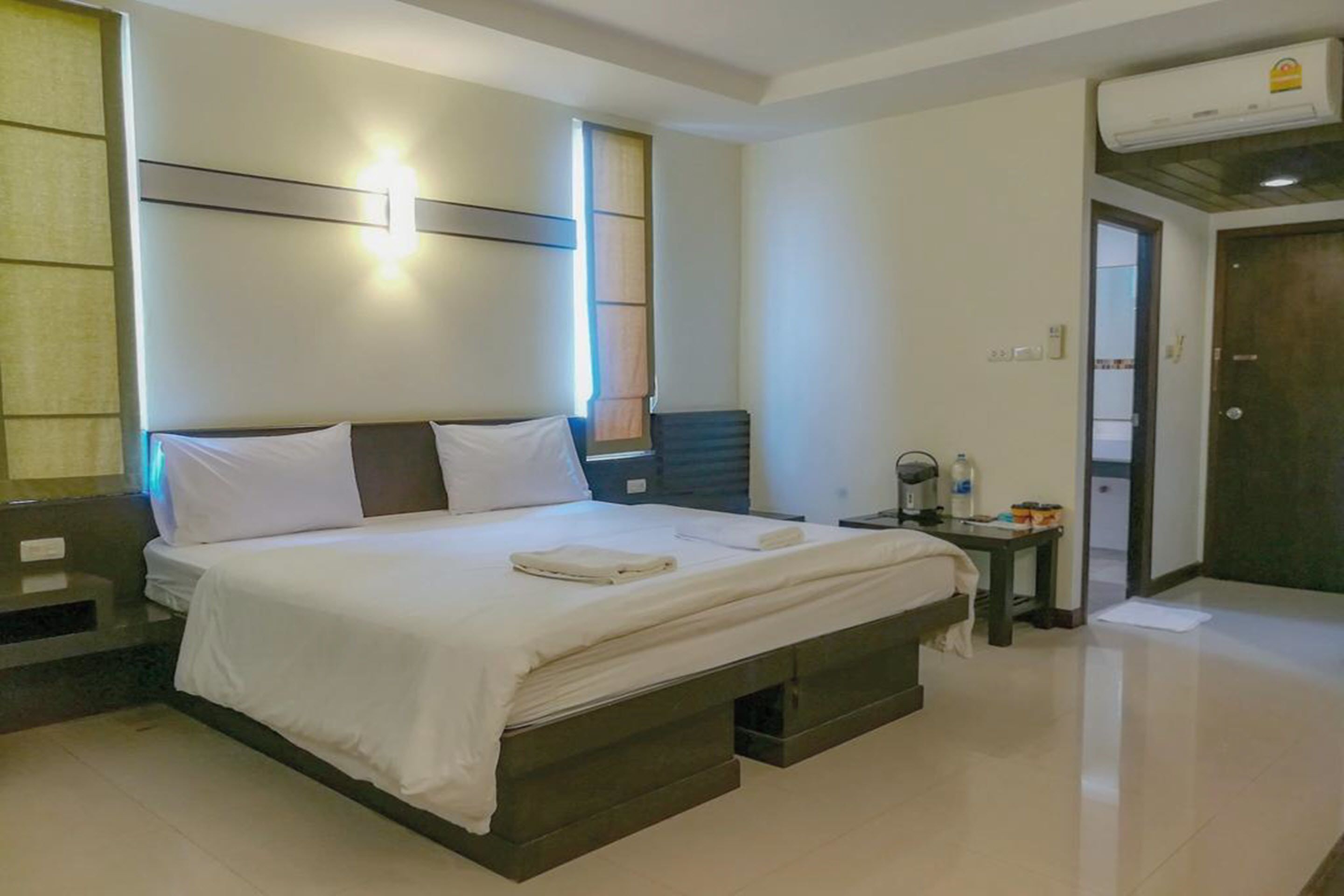 double room | desk, free wifi