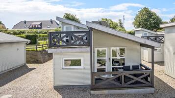 Deluxe Cabin | Terrace/patio