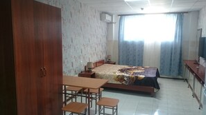 Classic Studio | Desk, laptop workspace - Family Apartments (Novomikhaylovskiy)
