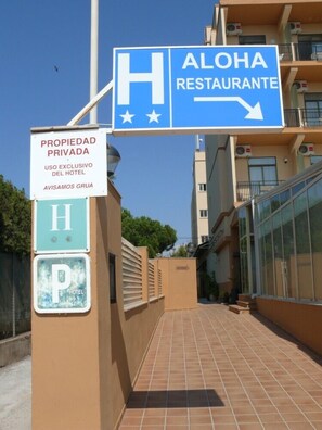 Entrada de la propiedad
