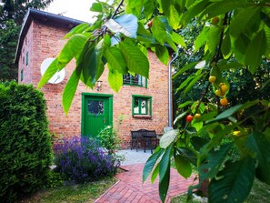 Cabin, 1 Queen Bed, Non Smoking, Garden View (Storchennest) | Terrace/patio