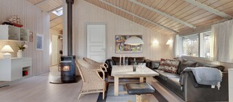 Gorgeous home in Dronningmølle