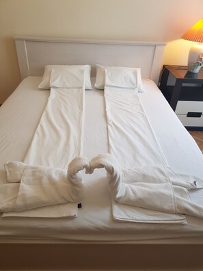 2 bedrooms, desk, iron/ironing board, free WiFi - Belgrade Center Apartments (Belgrade)