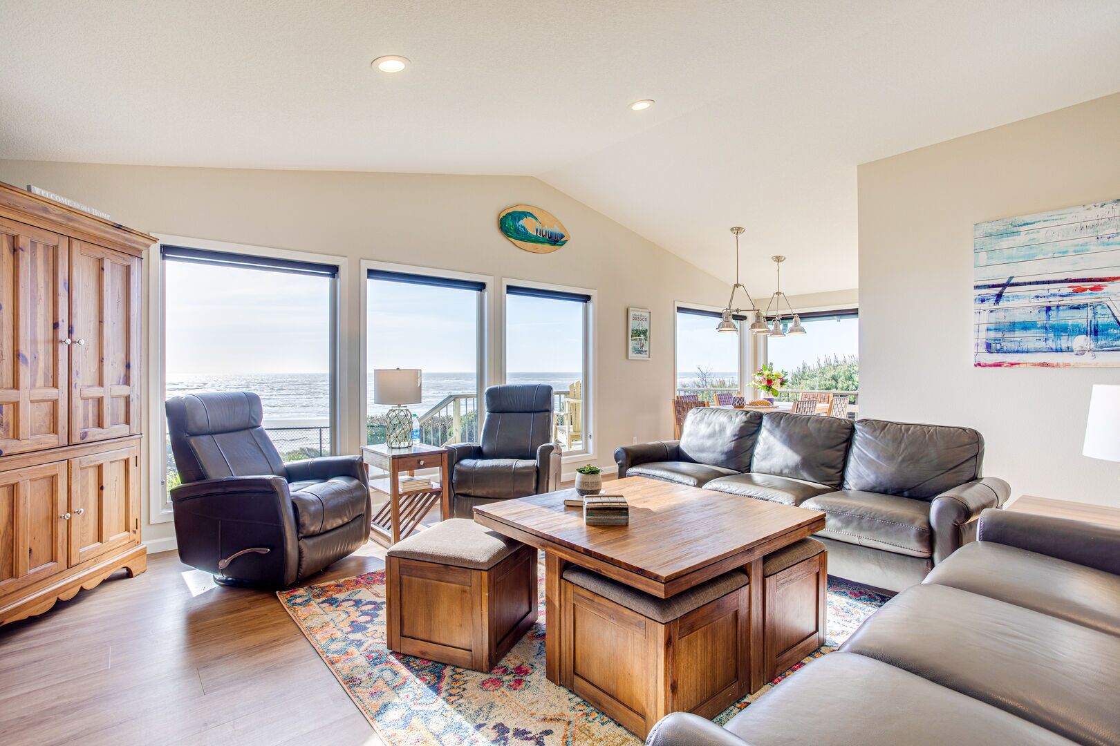 Ocean Front Home, Hot Tub & Miles of Sand to Explore!