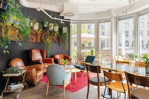 Bar (in der Unterkunft)